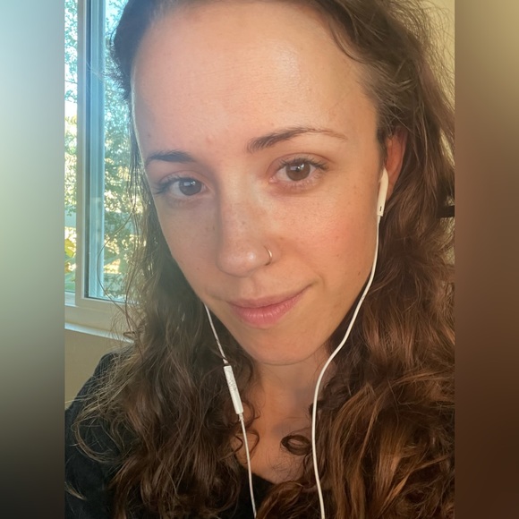 Meet your Posher, Shea - Picture 1 of 1